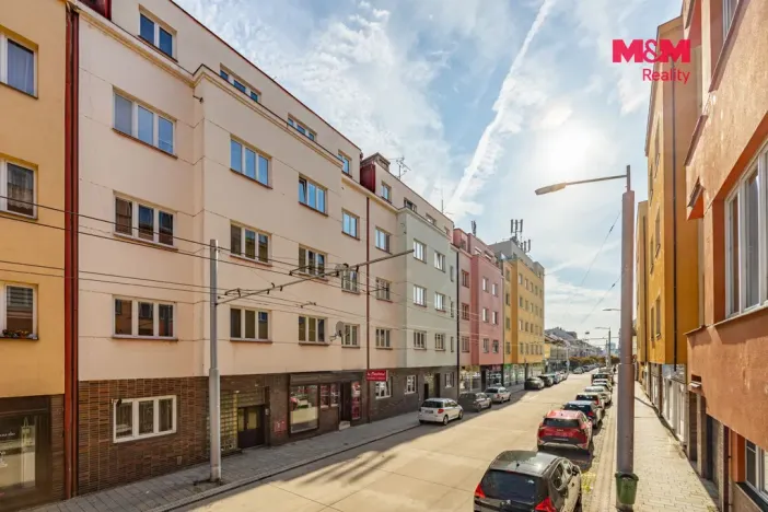 Pronájem bytu 1+1, Pardubice - Zelené Předměstí, Sladkovského, 46 m2
