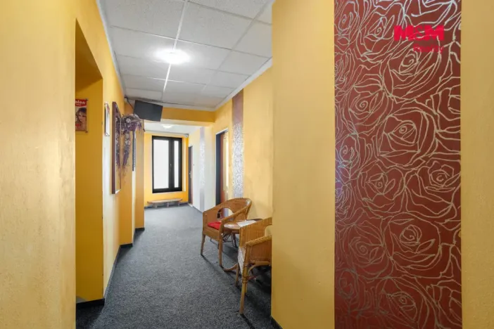 Pronájem obchodního prostoru, Kladno, J. Hory, 11 m2