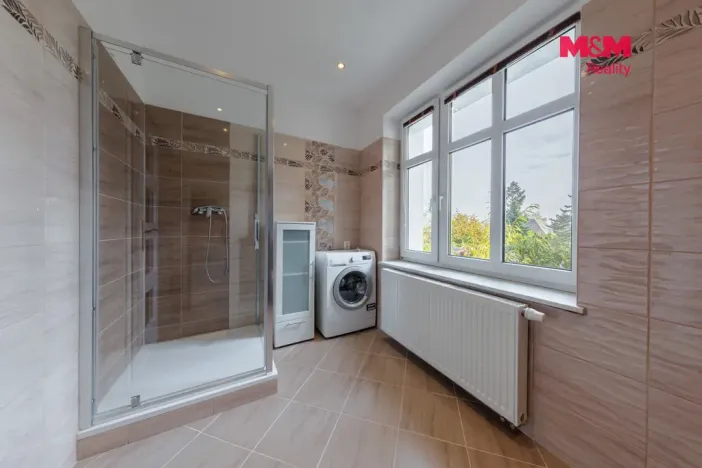 Pronájem bytu 1+1, Karlovy Vary - Stará Role, Holečkova, 33 m2