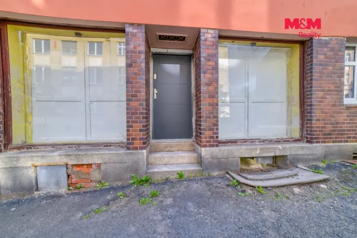 Prodej obchodního prostoru, Aš, Nádražní, 39 m2