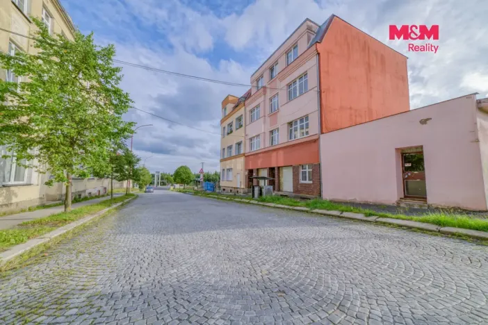 Prodej obchodního prostoru, Aš, Nádražní, 39 m2