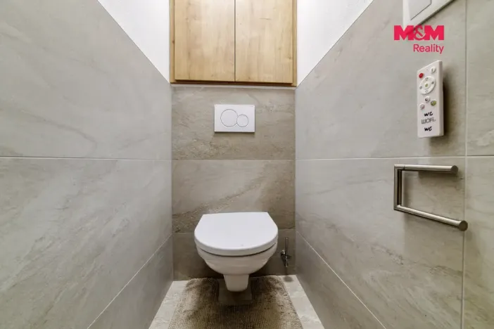 Prodej bytu 3+1, Planá, Fučíkova, 63 m2