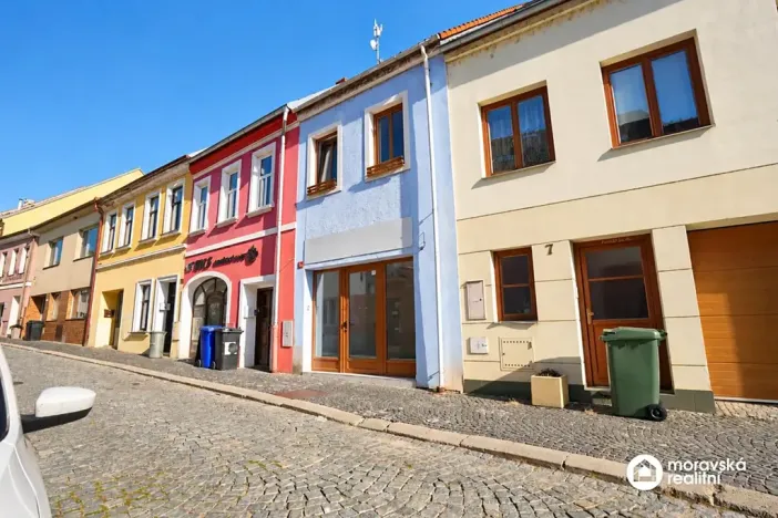 Pronájem obchodního prostoru, Ivančice, Jana Schwarze, 100 m2
