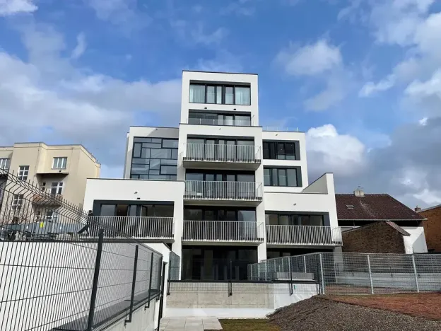 Pronájem bytu 2+kk, Brno, Poděbradova, 77 m2