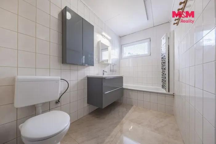Pronájem rodinného domu, Šestajovice, Ve Skalkách, 125 m2