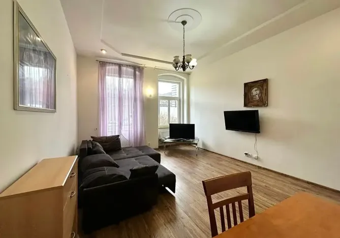 Pronájem bytu 2+1, Karlovy Vary, Zahradní, 52 m2