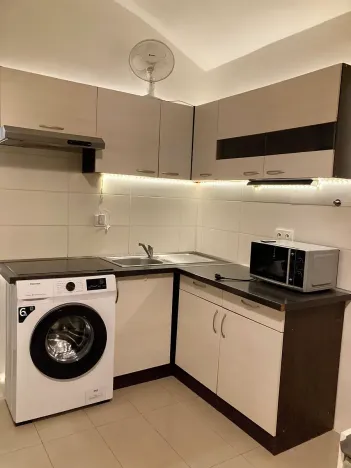 Pronájem bytu 1+kk, Praha - Vršovice, Bulharská, 20 m2
