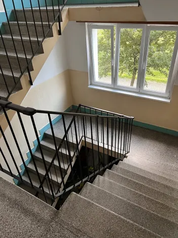 Prodej bytu 3+1, Karlovy Vary, Okružní, 65 m2