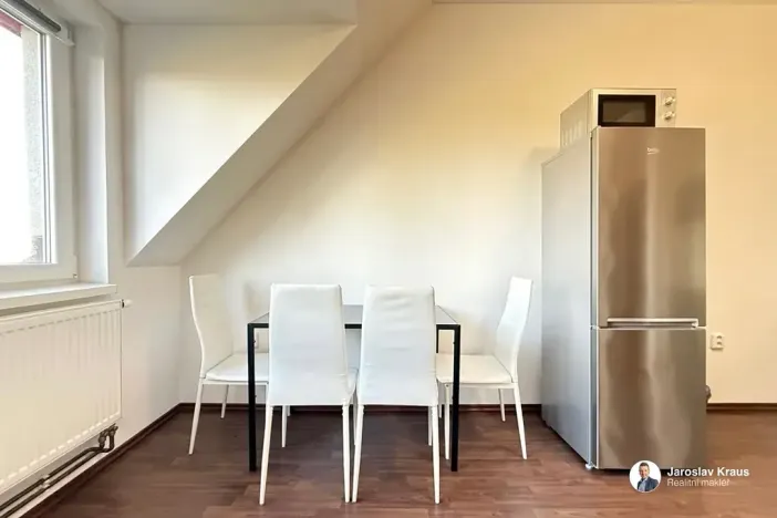 Pronájem bytu 2+kk, Železnice, Tyršova, 42 m2