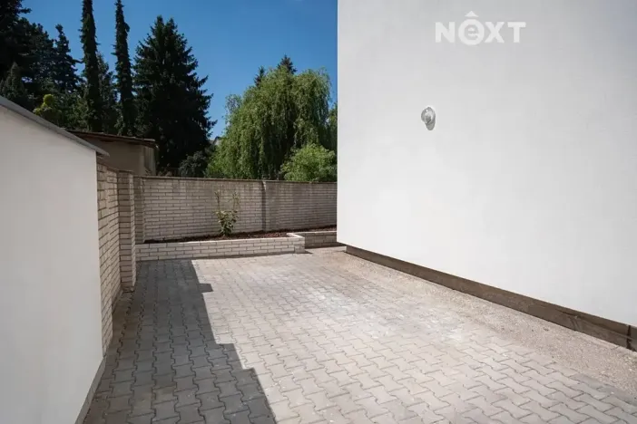 Prodej bytu 2+kk, Praha - Kyje, Vajgarská, 27 m2