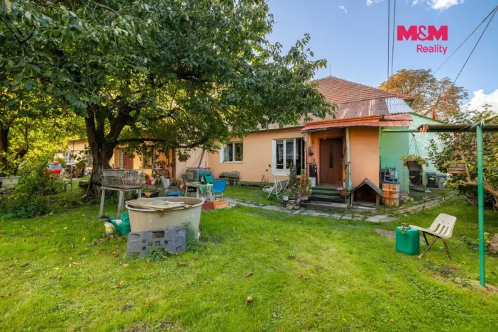 Prodej rodinného domu, Svojšice, 520 m2