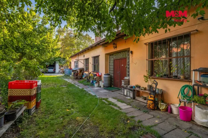 Prodej rodinného domu, Svojšice, 520 m2