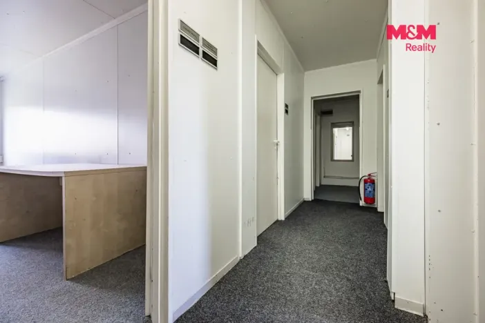 Prodej komerčního pozemku, Bernartice, 790 m2