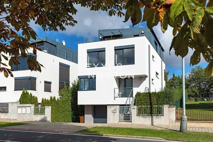 Prodej vily, Praha - Nebušice, Nebušická, 346 m2