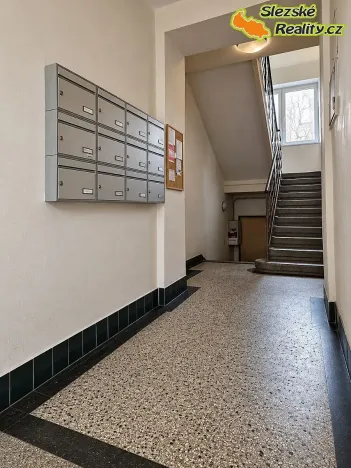 Pronájem bytu 1+1, Ostrava, Korunní, 45 m2
