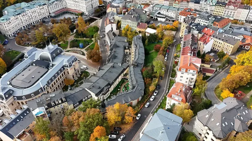 Prodej bytu 4+1, Karlovy Vary, Tylova, 182 m2
