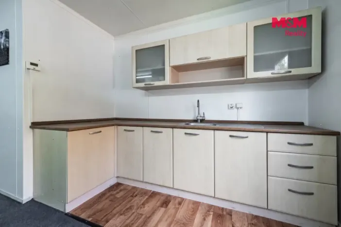 Prodej obchodního prostoru, Bernartice, 290 m2