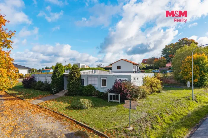 Prodej obchodního prostoru, Bernartice, 290 m2