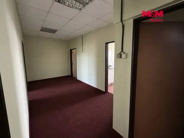Pronájem skladu, Předměřice nad Labem, V Aleji, 356 m2