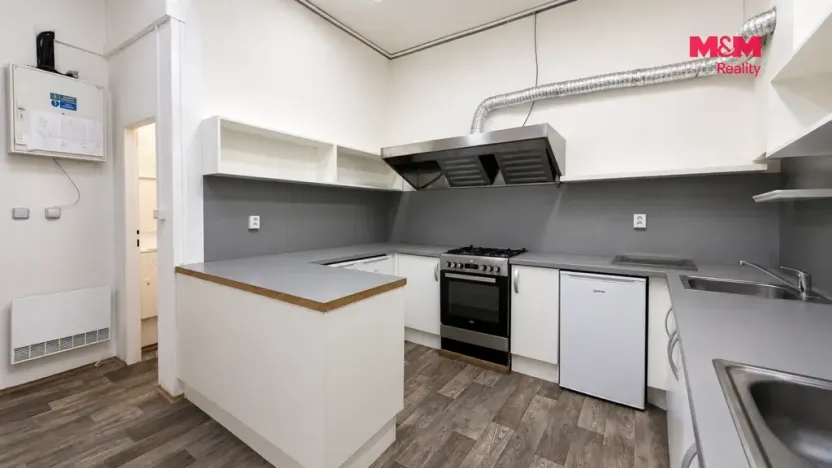 Pronájem restaurace, Louny, Náměstí Benedikta Rejta, 37 m2