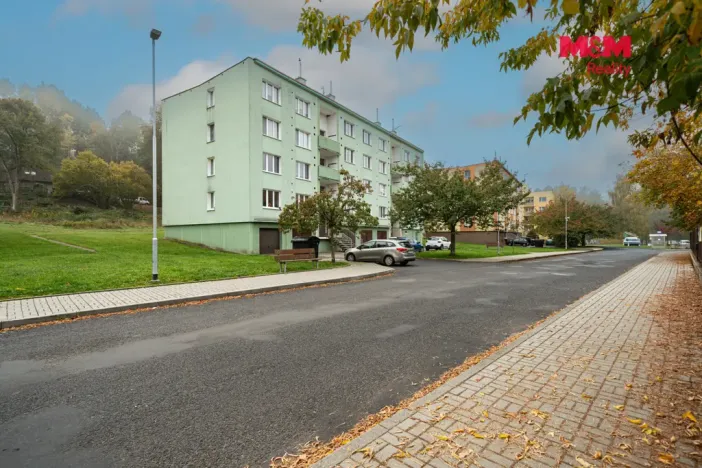 Prodej bytu 2+1, Loket, Sportovní, 59 m2