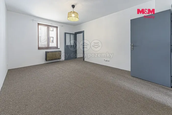 Pronájem bytu 2+1, Kutná Hora - Hlouška, Benešova, 58 m2