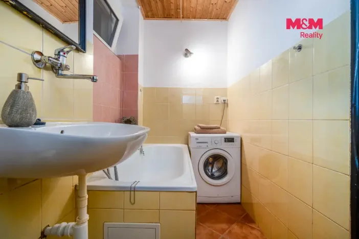 Prodej bytu 1+kk, Praha - Holešovice, Ortenovo náměstí, 37 m2