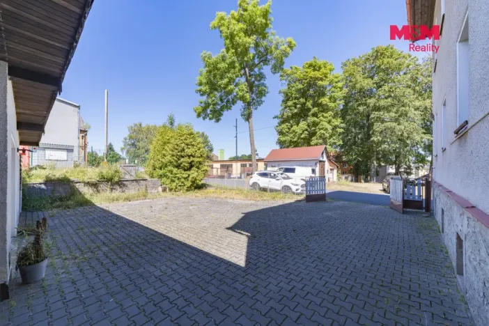 Prodej bytu 3+1, Hranice, Tovární, 61 m2