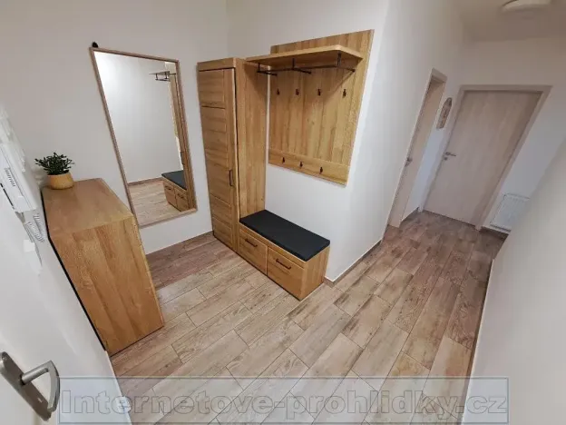 Pronájem bytu 3+kk, Praha - Sobín, 76 m2
