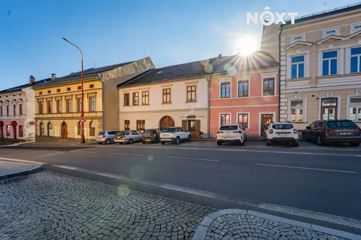 Prodej rodinného domu, Štíty, nám. Míru, 267 m2