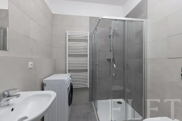 Pronájem bytu 1+kk, Praha - Smíchov, Pod Barvířkou, 32 m2