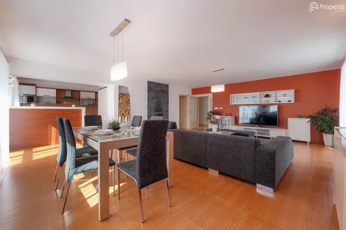 Prodej rodinného domu, Lísek, 252 m2