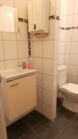 Pronájem kanceláře, Praha - Krč, Perlitová, 21 m2