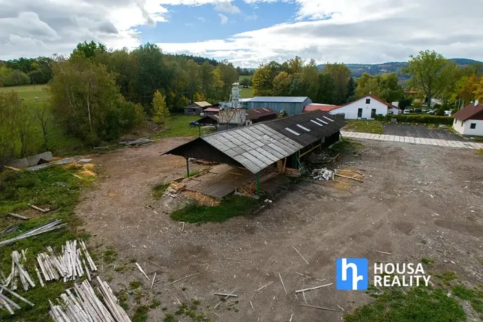 Prodej výrobních prostor, Strašín, 10239 m2