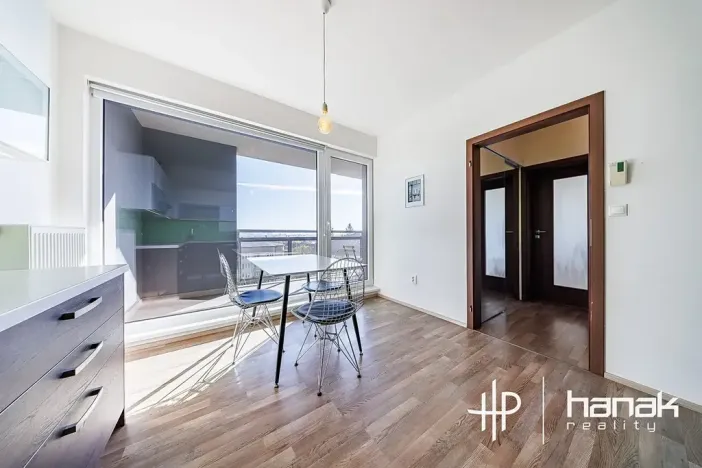 Pronájem bytu 2+1, Olomouc, gen. Píky, 63 m2