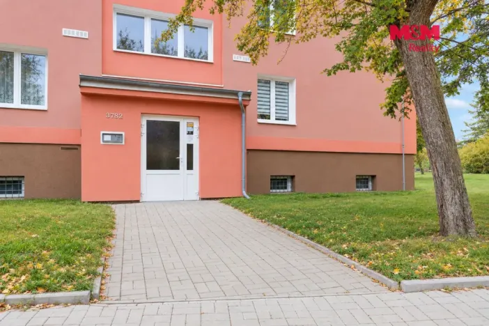 Prodej bytu 2+1, Chomutov, Haškova, 50 m2