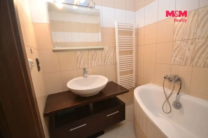 Pronájem rodinného domu, Kounice, 84 m2