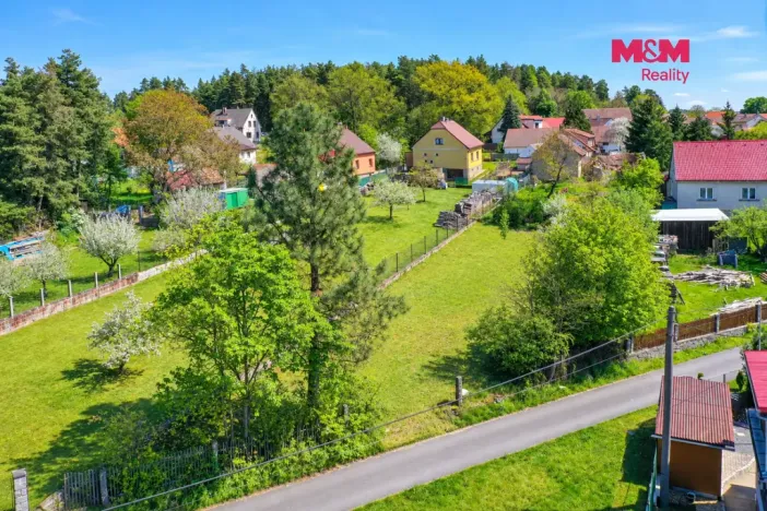 Prodej pozemku pro bydlení, Kvášňovice, 745 m2