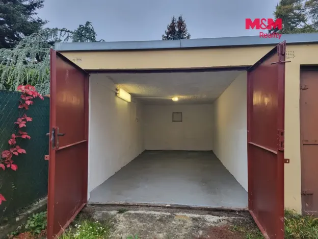 Prodej garáže, Uherské Hradiště, Revoluční, 16 m2