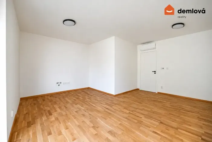 Pronájem bytu 2+kk, Ostrava, Na Burni, 47 m2