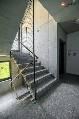 Pronájem bytu 2+kk, Ostrava, Na Burni, 61 m2