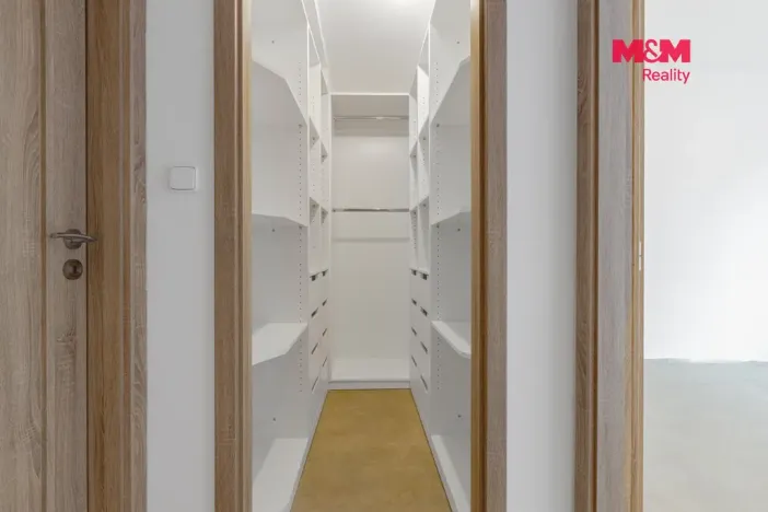 Prodej bytu 2+1, Klatovy - Klatovy III, Masarykova, 54 m2