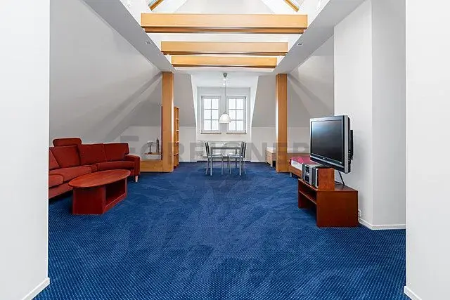 Pronájem bytu 2+1, Hradec Králové, Malé náměstí, 98 m2