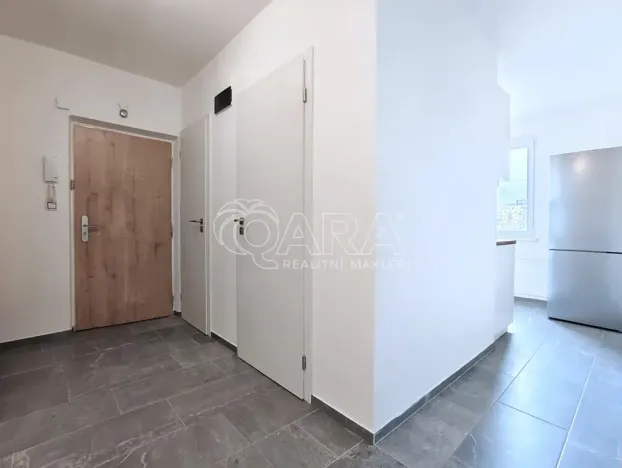 Pronájem bytu 2+1, Praha - Malešice, Káranská, 53 m2