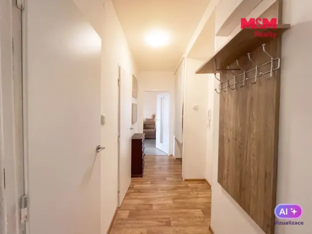 Pronájem bytu 2+1, Louny, Tyršovo nám., 51 m2