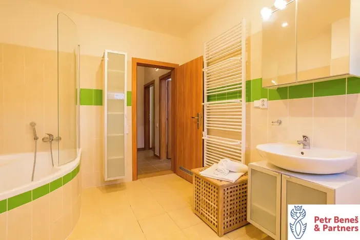 Pronájem bytu 2+kk, Slaný, Kybalova, 50 m2