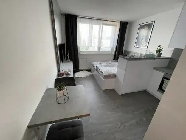 Prodej bytu 1+kk, Zlín, třída Tomáše Bati, 22 m2