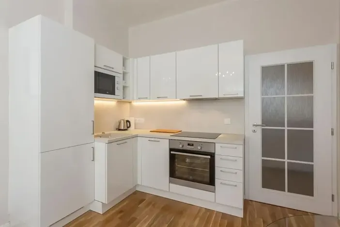 Pronájem bytu 2+kk, Praha - Žižkov, Ondříčkova, 48 m2
