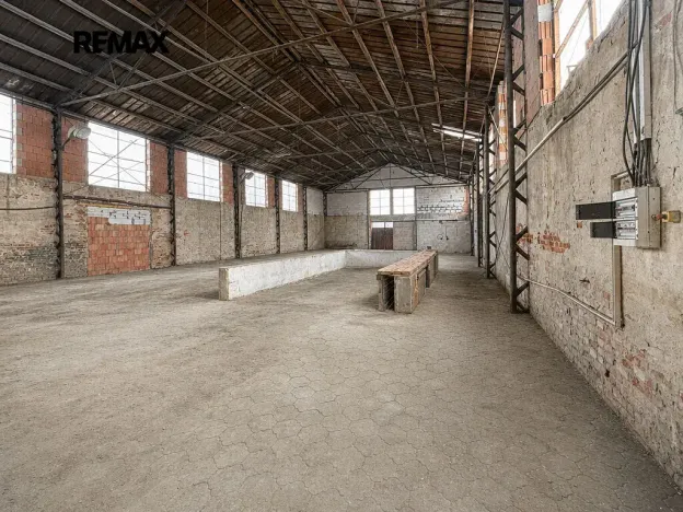 Pronájem skladu, Valtice, Mikulovská, 620 m2