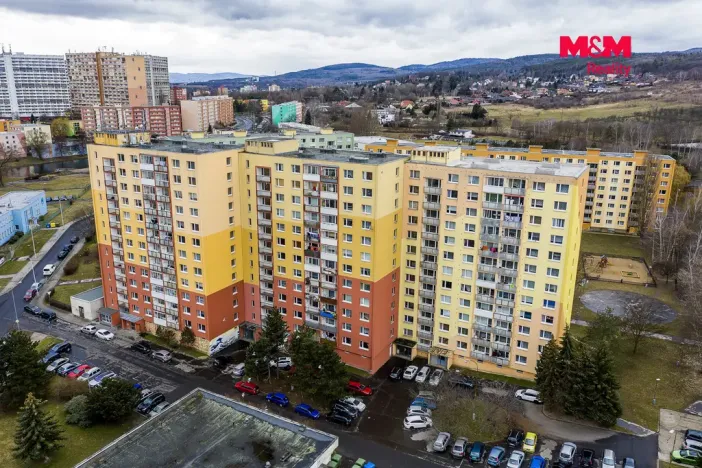 Pronájem bytu 2+1, Chomutov, Holešická, 62 m2